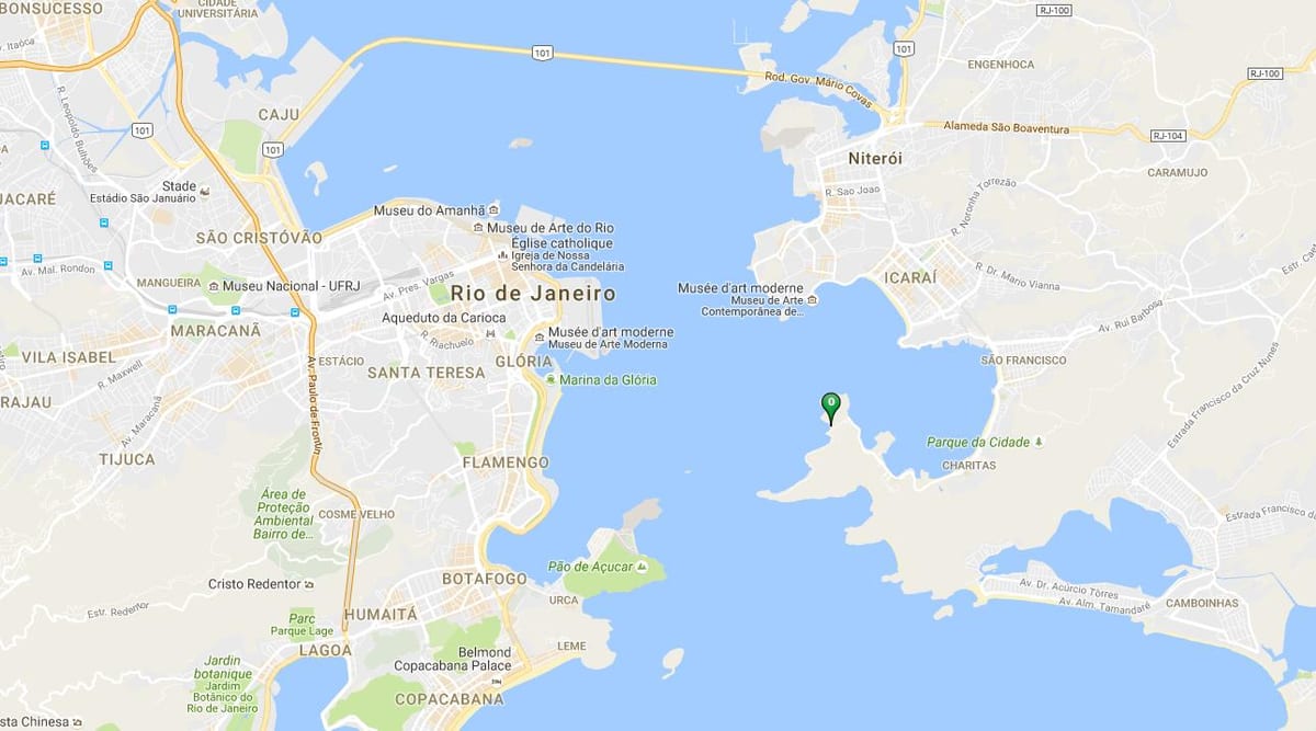 แผนที่ของชายหาด Adão